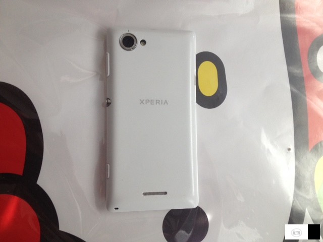 Sony XPERIA L